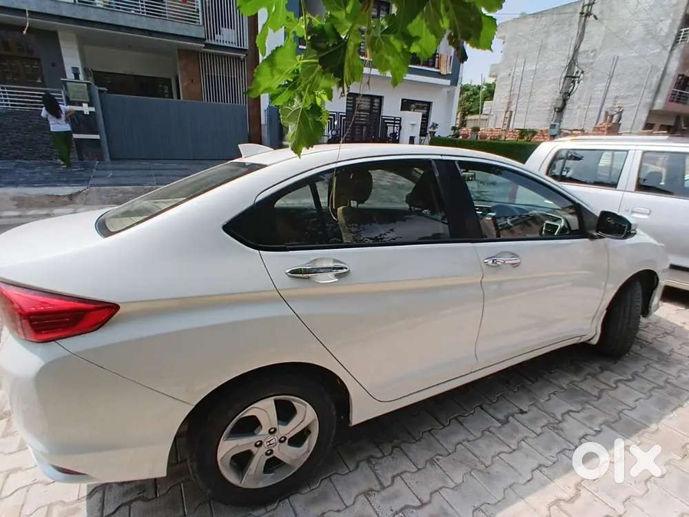 Honda City Diesel 2015 Variant