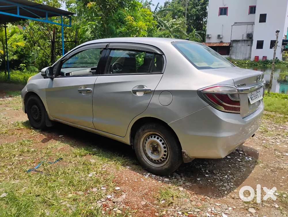 Honda Amaze 2016 Diesel Well Maintained