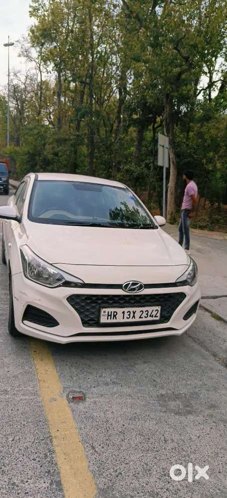 Hyundai I20 2018 Cng & Hybrids 128000 Km Driven With Both Key