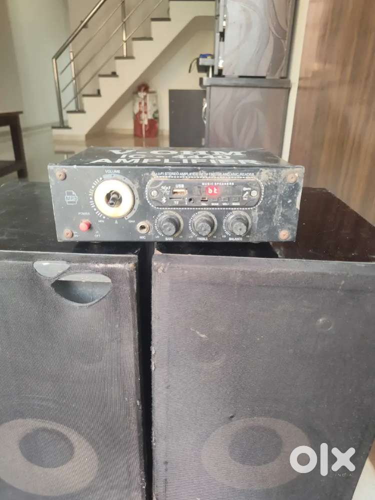 2 speakers 1 amplifier tape