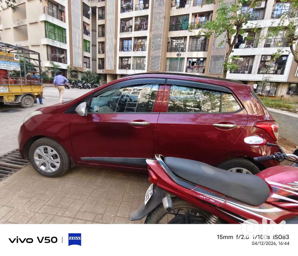 Hyundai Grand I10 2015 Petrol 79000 Km Driven