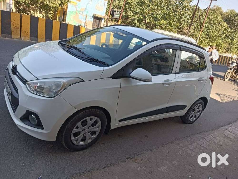 Hyundai Grand I10 1.2 Kappa Sportz, 2015, Petrol
