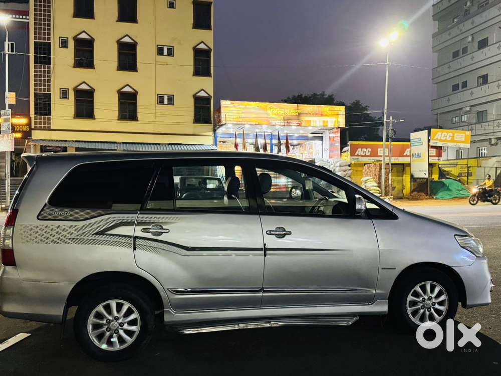 Toyota Innova 2.5 V 7 Str, 2014, Diesel