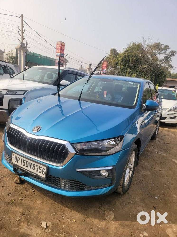 Skoda Slavia 1.0 Ambition Tsi At, 2022, Petrol