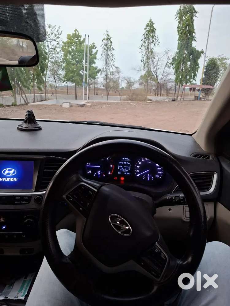 Hyundai Verna 2017 Diesel 100000 Km Driven
