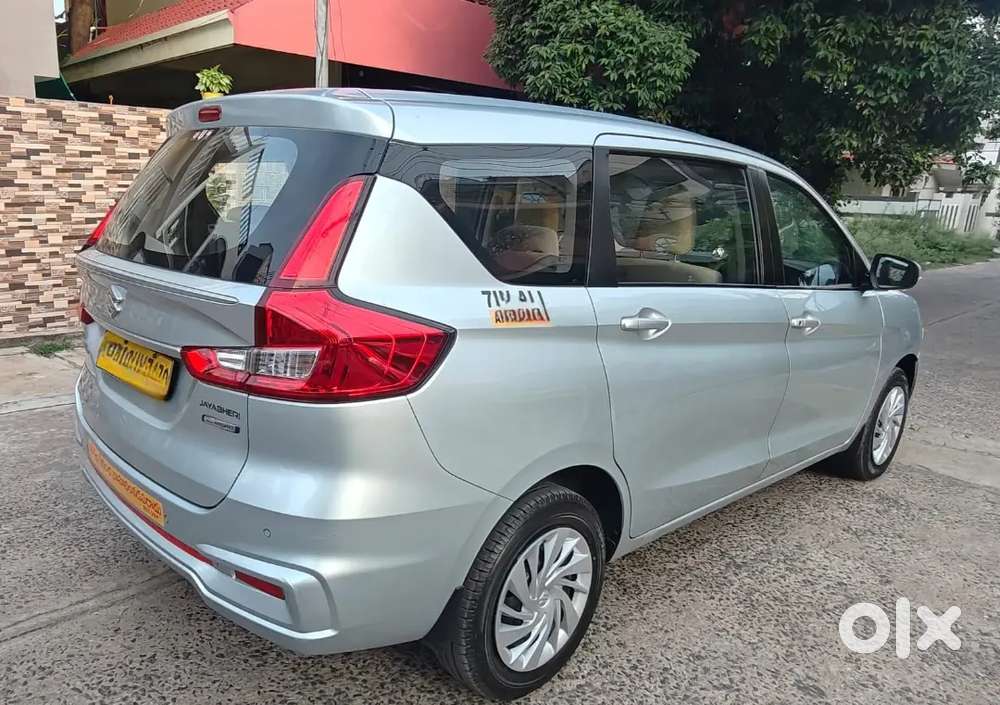 Maruti Suzuki Ertiga Vxi 2024