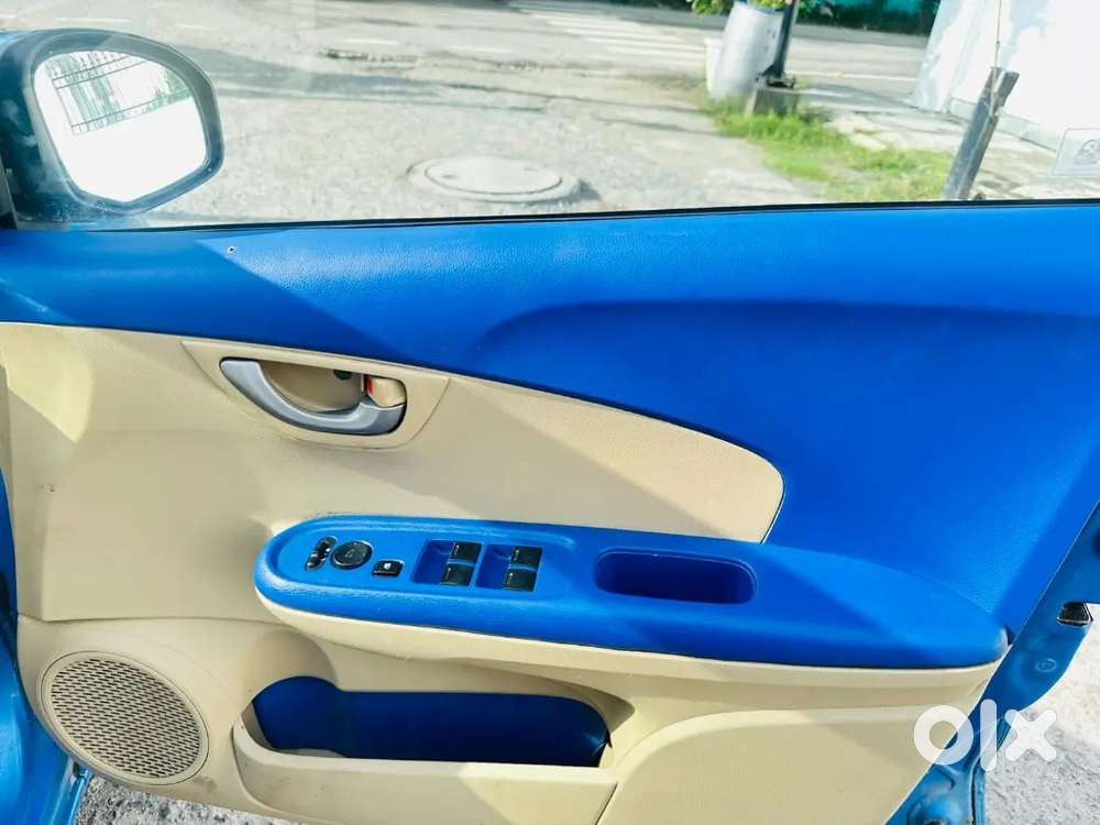 Honda Brio Vx Mt 2012