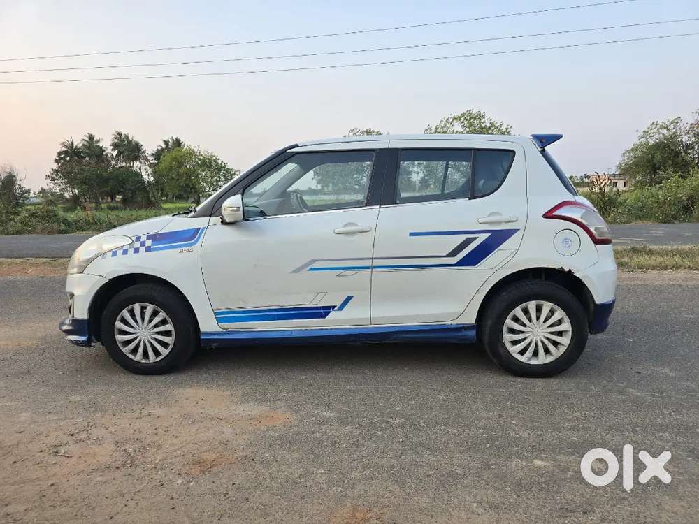 Maruti Suzuki Swift 2015 Diesel 268991 Km Driven