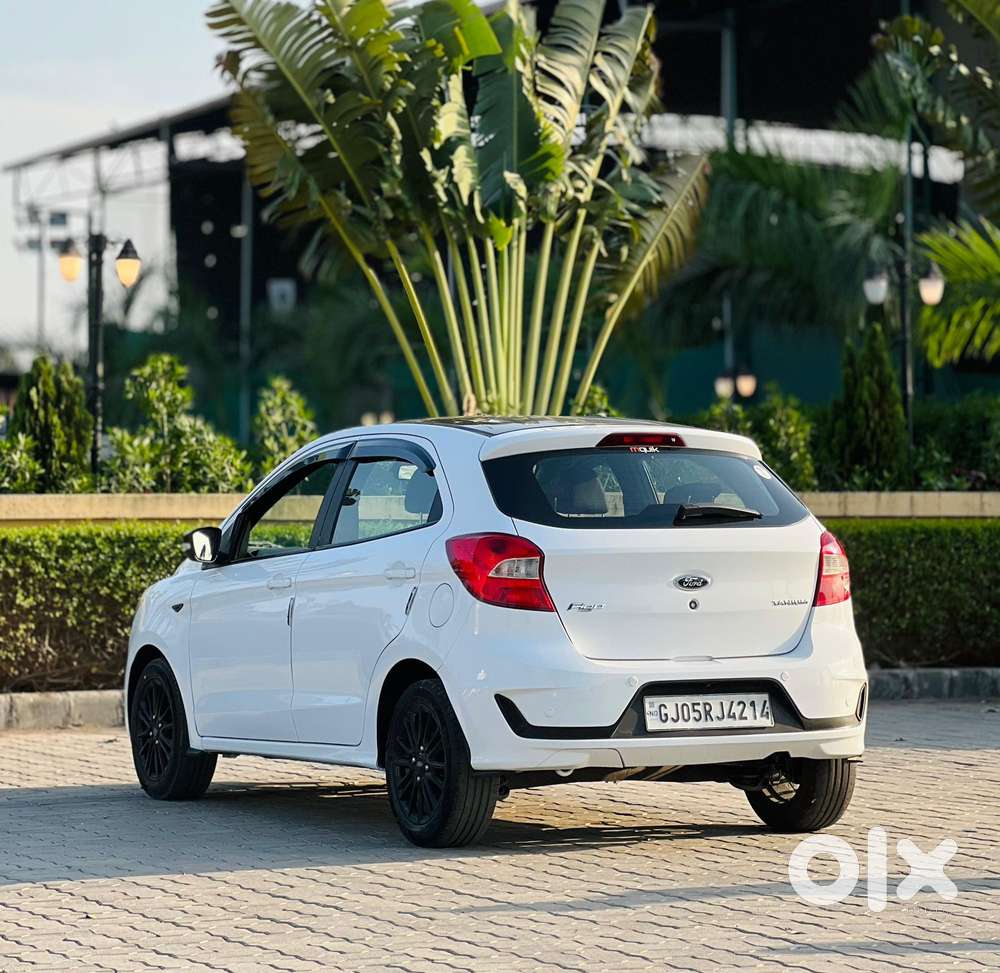 Ford Figo 2012-2015 Petrol Titanium, 2020, Petrol