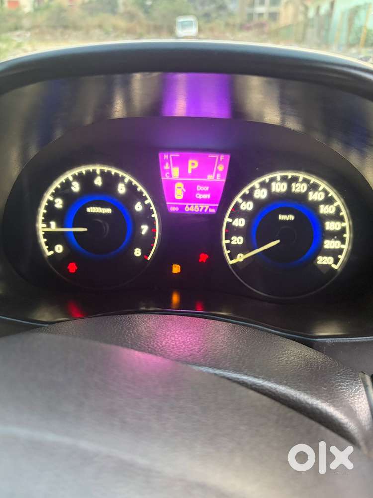 Hyundai Fluidic Verna 1.6 Vtvt Sx, 2012, Petrol