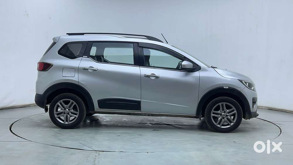 Renault Triber Rxz, 2020, Petrol