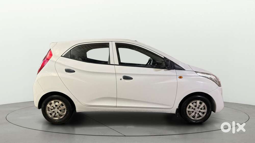 Hyundai Eon Era +, 2017, Petrol