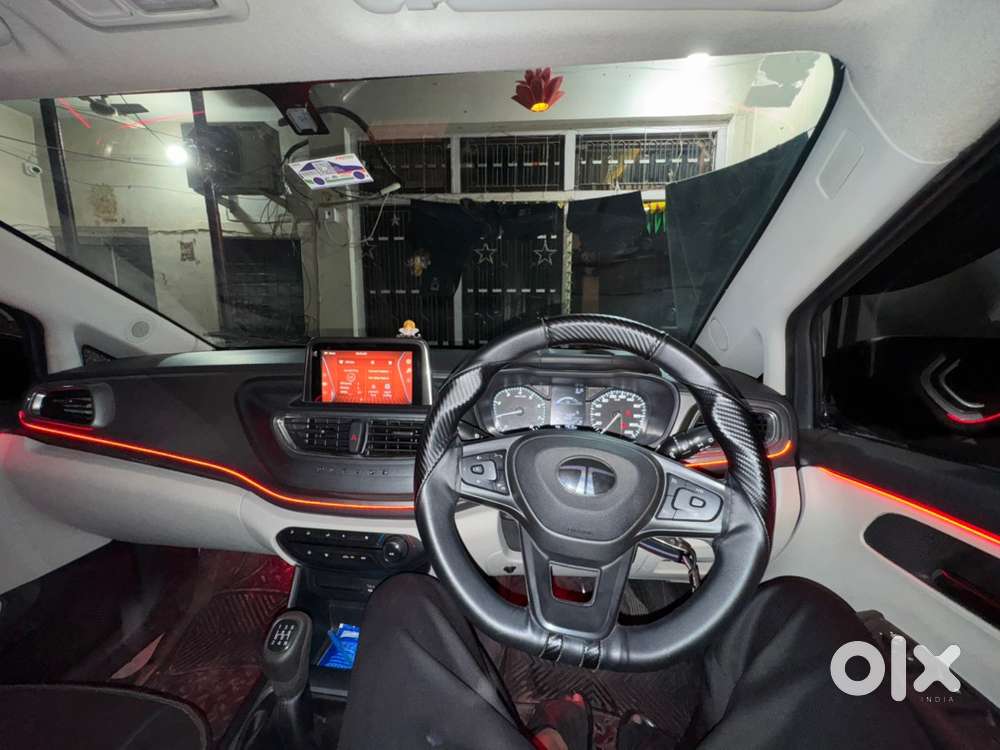 Tata Altroz Petrol Manual 2024 Car
