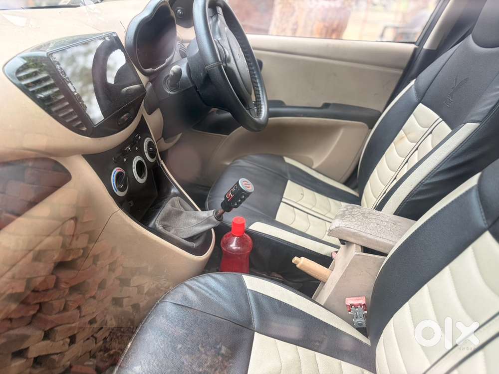 Hyundai I10 Sportz 2010 Car