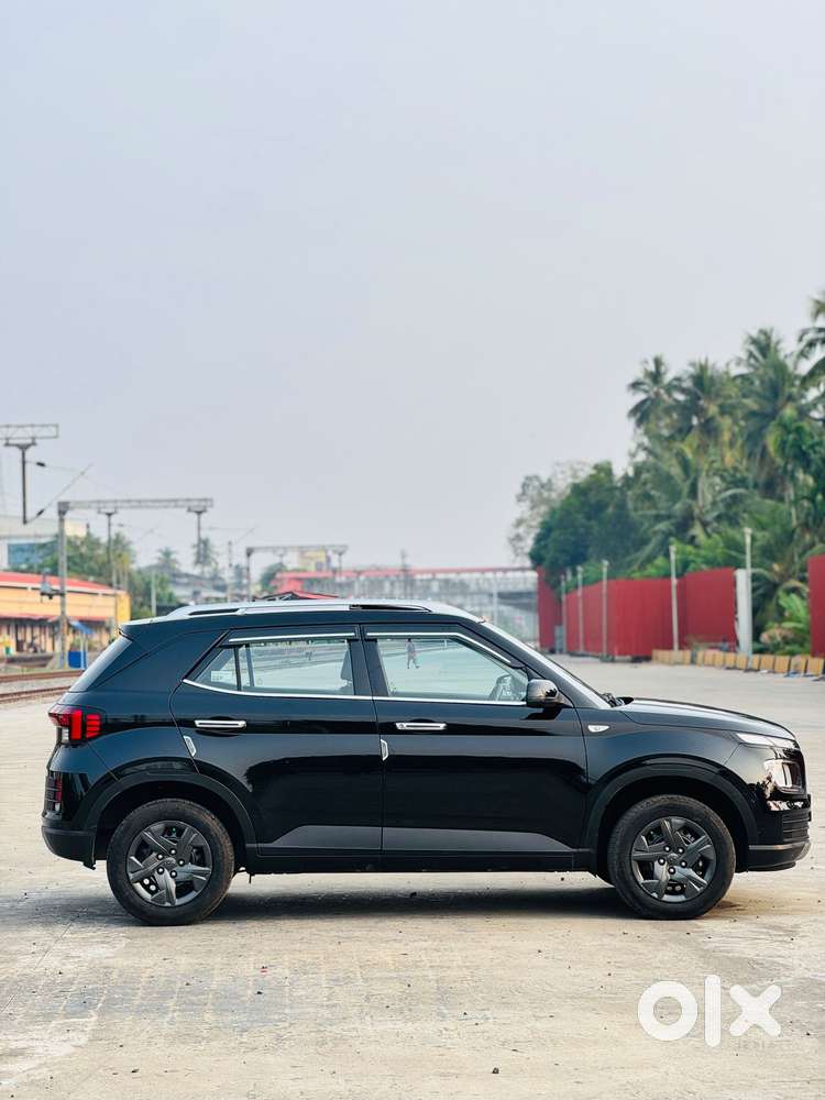 Hyundai Venue 1.2 S (o), 2014, Petrol