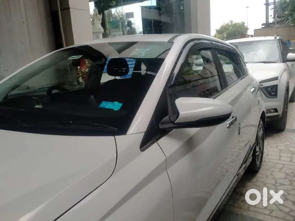 Hyundai I20 Asta 2023 Automatic 6000 Km