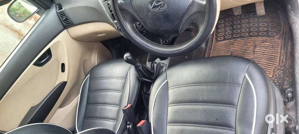 Hyundai Eon Era +, 2017, Petrol