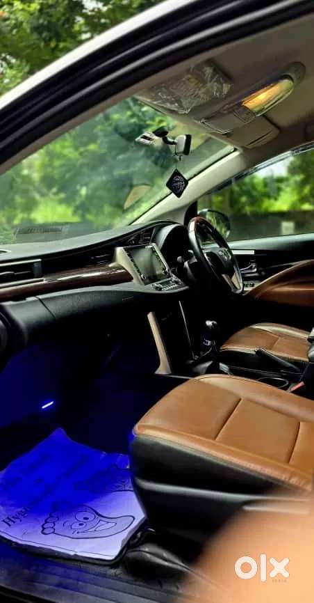 Toyota Innova Crysta [2020-ongoing] 2.4 Vx 8 Str, 2021, Diesel