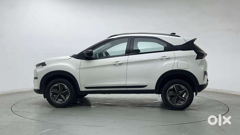 Tata Nexon Creative 1.2 Revotron Petrol 6 Mt, 2023, Petrol