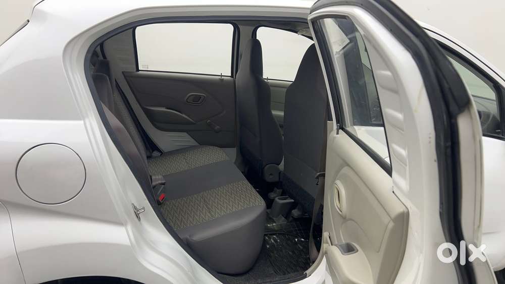 Datsun Redigo T Option, 2016, Petrol