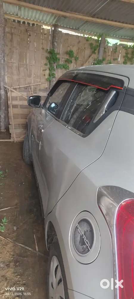 Maruti Suzuki Swift Vxi 2018