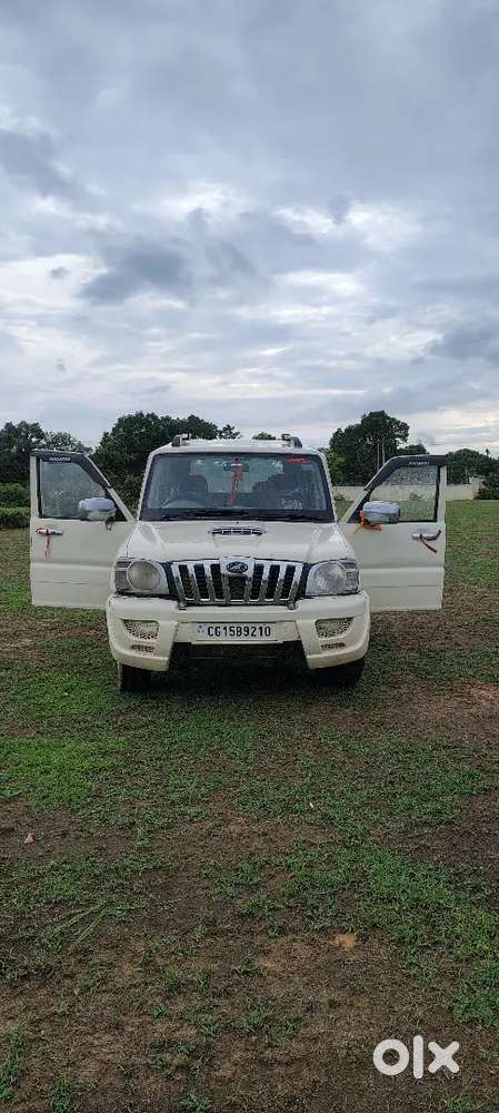 Mahindra Scorpio 2013 Diesel Manual 2nd Owner