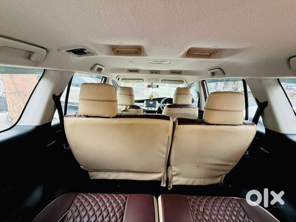 Toyota Innova Crysta 2.4 G Mt, 2022, Diesel
