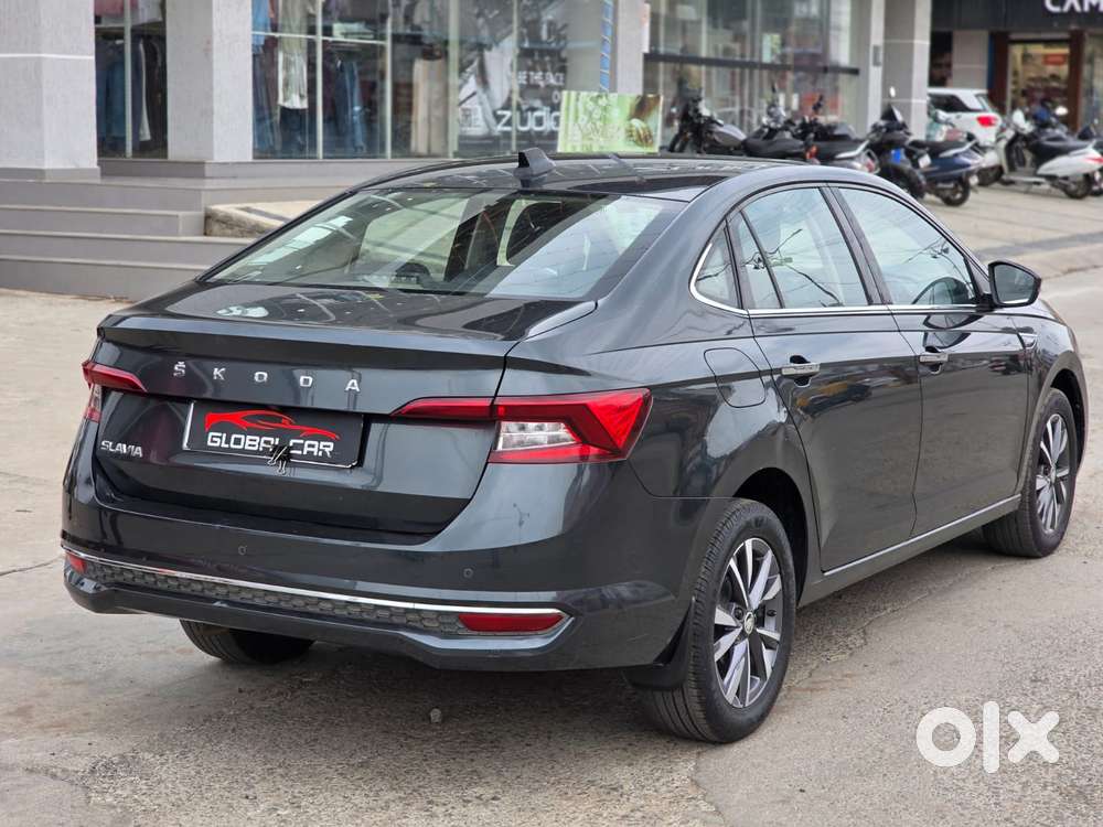 Skoda Slavia 1.0 Tsi Style, 2022, Petrol