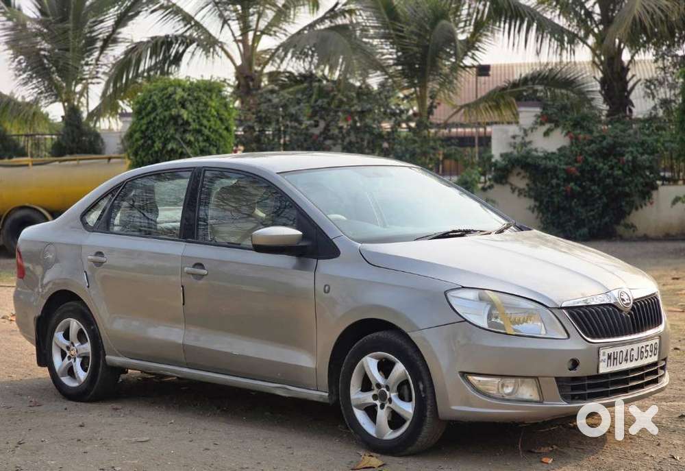 Skoda Rapid Ambition 1.6 Tdi Cr Manual Plus, 2014, Diesel