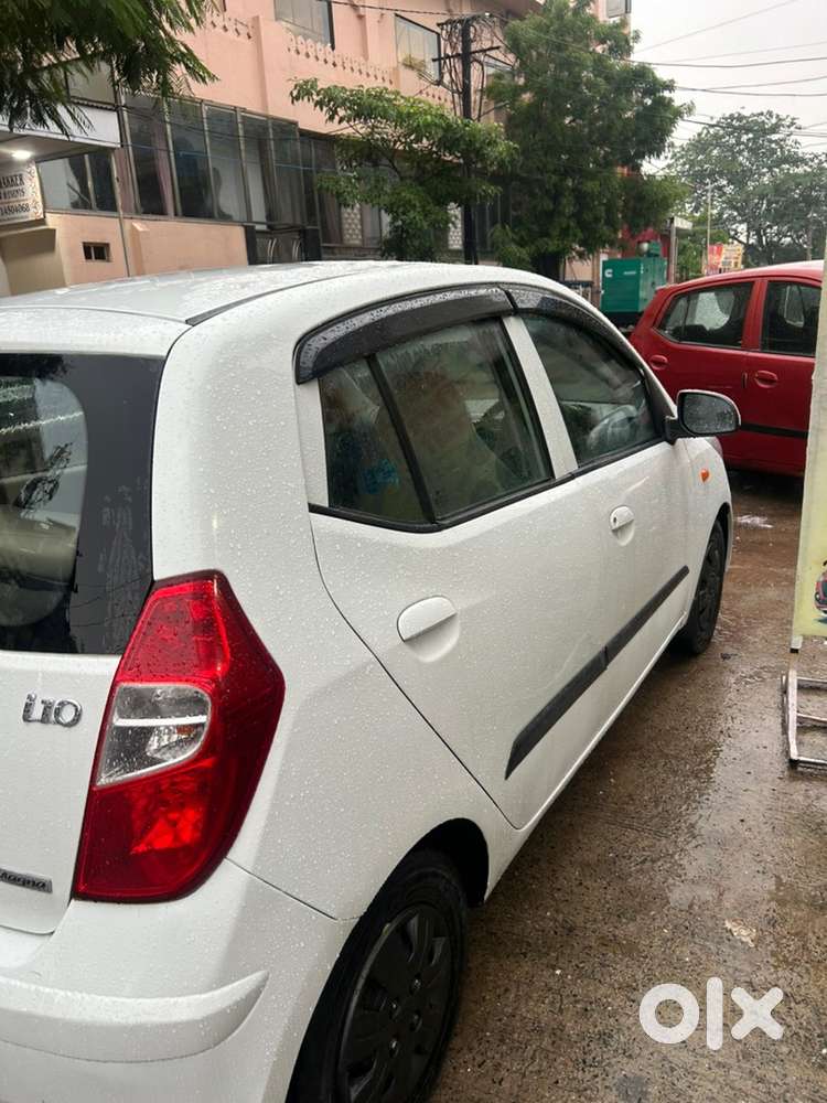 Hyundai I10 2012 Petrol 76000 Km Driven