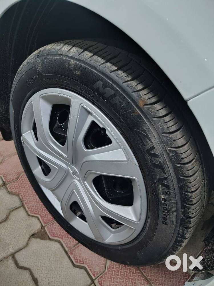 Tata Altroz 1.2 Xm Plus, 2021, Petrol