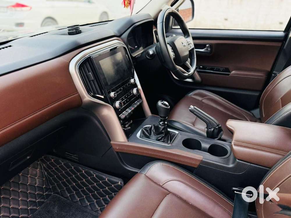 Mahindra Scorpio N Z8 Petrol Mt 7 Str, 2024, Petrol