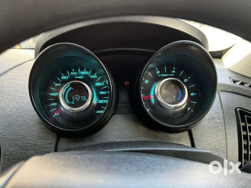 Mahindra Xuv500 2019 Diesel 54279 Km Driven