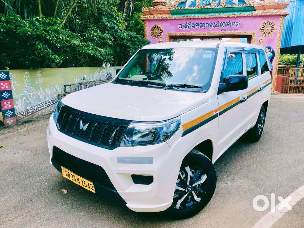 Mahindra Tuv 300 Plus P4, 2024, Diesel