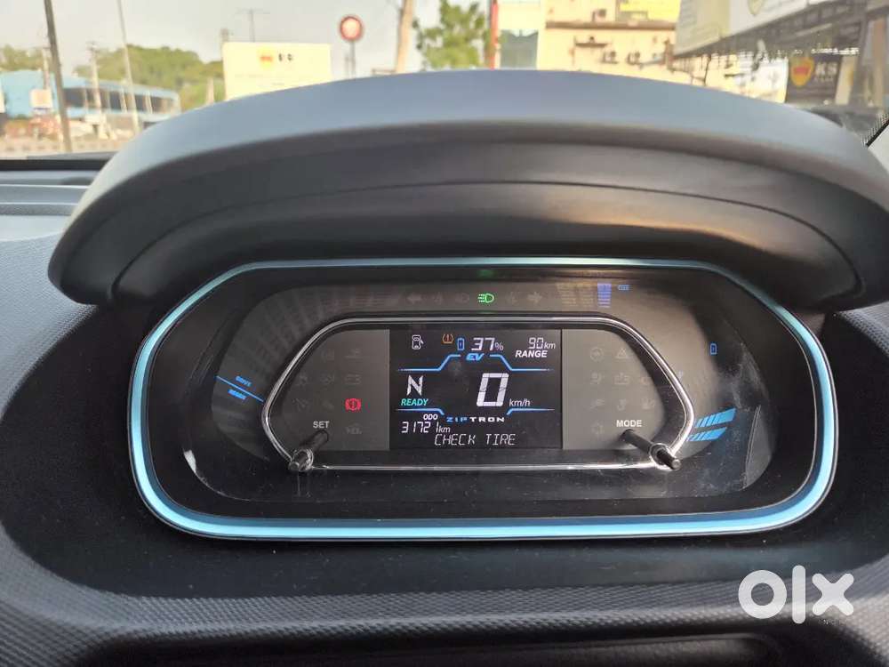 Tata Tiago Ev Xz+ Tech Long Range 2024 Model.