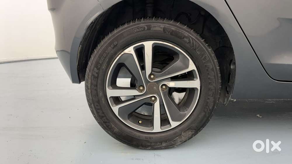 Tata Altroz Xz, 2021, Petrol