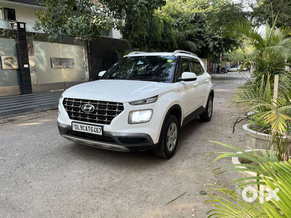 Hyundai Venue 1.2 S Plus, 2020, Petrol