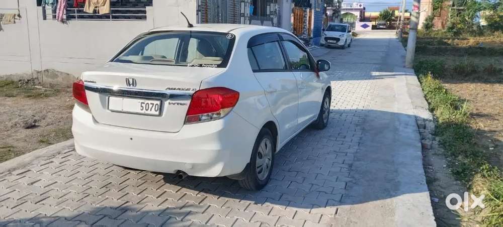 Honda Amaze 2013 Petrol 62000 Km Driven