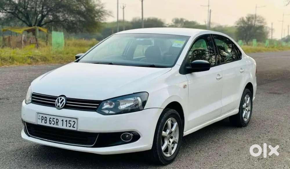 Volkswagen Vento Petrol Highline 2012