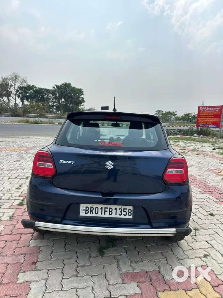 Maruti Suzuki Swift 2021 Petrol 23986 Km Driven