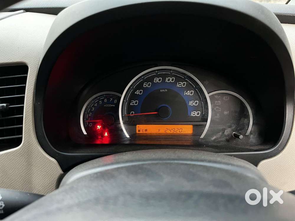 Maruti Suzuki Wagon R Vxi Plus, 2018, Petrol