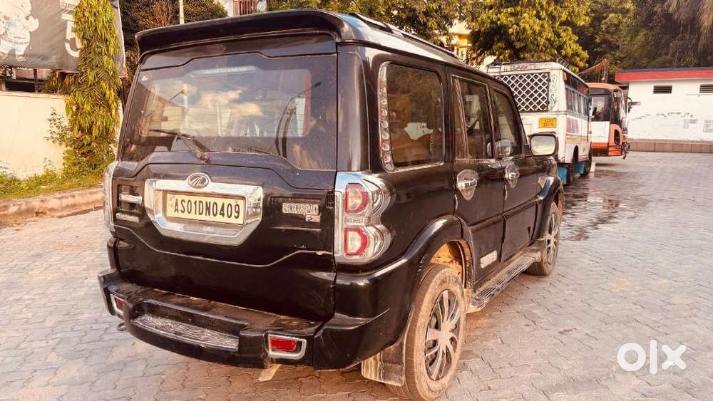 Mahindra Scorpio S6 Plus, 2017, Diesel