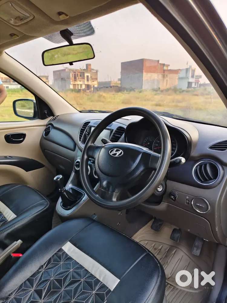 Hyundai I10 Magna 2012 Car
