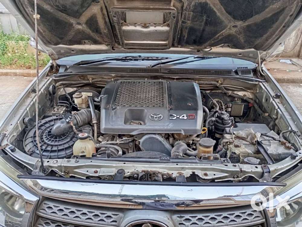 Toyota Fortuner, 2010, Diesel