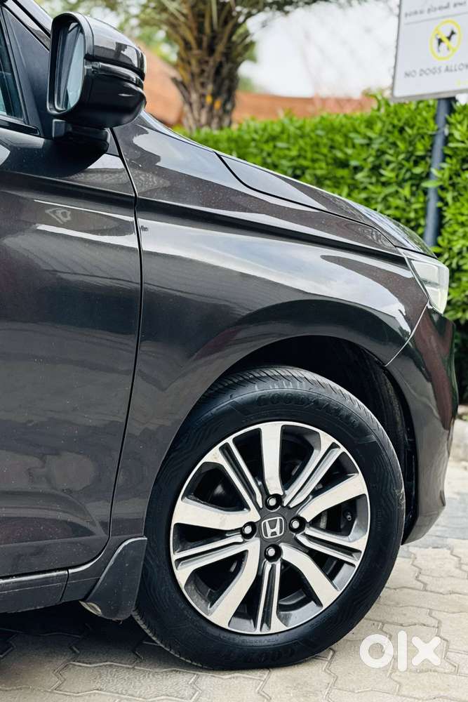 Honda Amaze Vx 1.2 Petrol Cvt, 2023, Petrol
