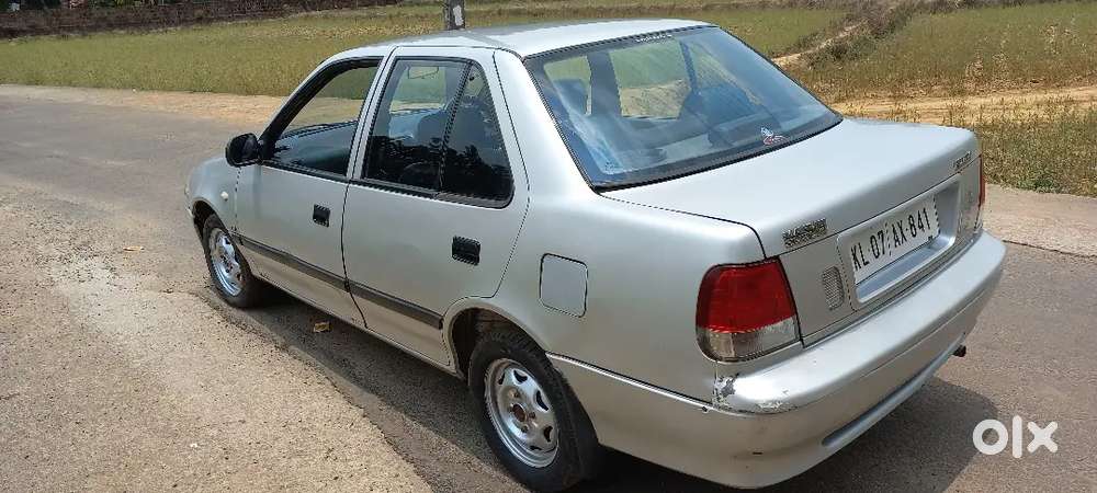 Maruti Esteem Lxi 2005 Km Driven