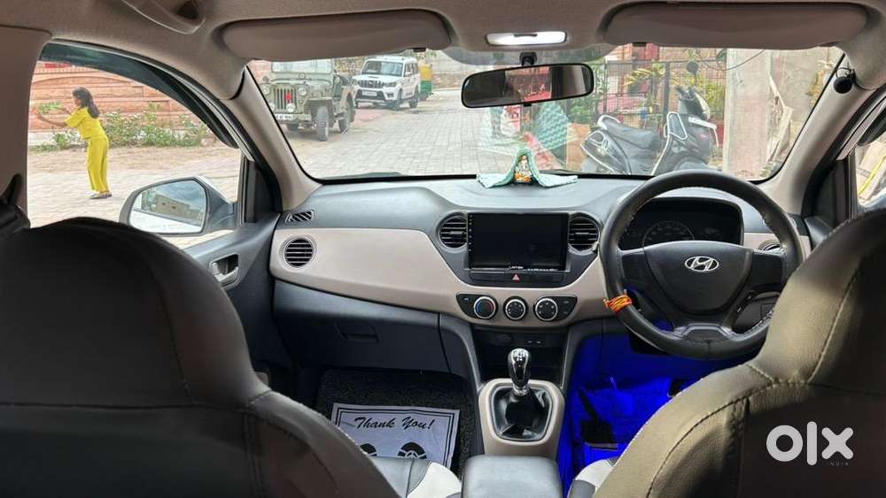 Hyundai Grand I10 Sportz  (push Button Start)