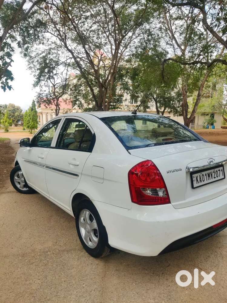 Hyundai Verna Sx Petrol 2010
