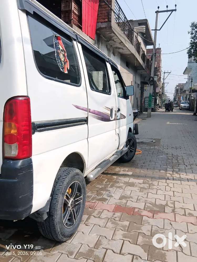 Maruti Suzuki Eeco 2013