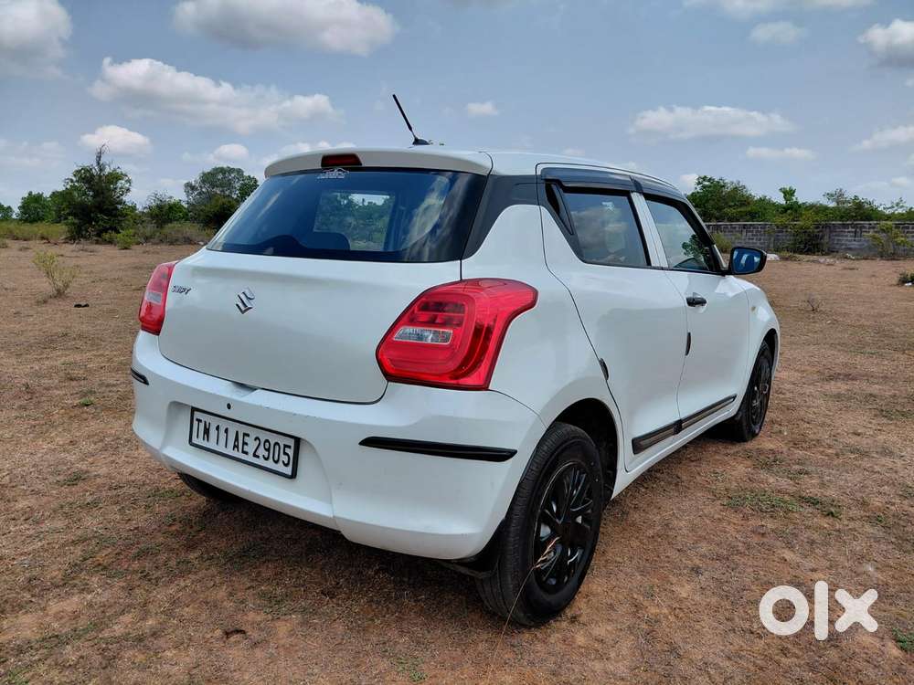 Maruti Suzuki Swift Lxi Optional-o, 2018, Petrol